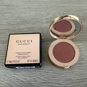 Gucci  Luminous Matte Powder Blush: 05 Rosy Beige - a muted rose